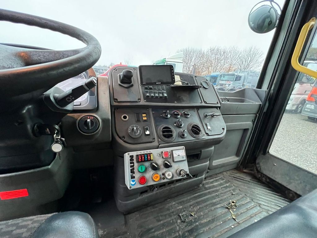 MAN 28.350 6X2 als Fahrgestell mit oder ohne Aufbau MAN 28.350 6X2 als Fahrgestell mit oder ohne Aufbau - Camion şasiu: Foto 5 MAN 28.350 6X2 als Fahrgestell mit oder ohne Aufbau MAN 28.350 6X2 als Fahrgestell mit oder ohne Aufbau - Camion şasiu: Foto 5