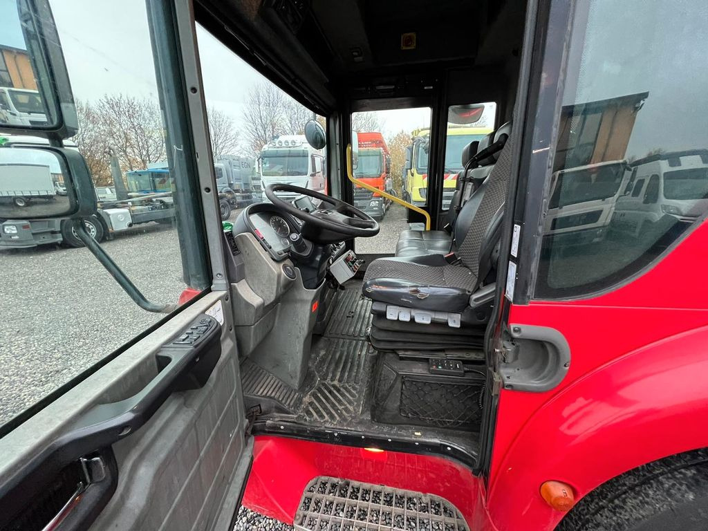 MAN 28.350 6X2 als Fahrgestell mit oder ohne Aufbau MAN 28.350 6X2 als Fahrgestell mit oder ohne Aufbau - Camion şasiu: Foto 3 MAN 28.350 6X2 als Fahrgestell mit oder ohne Aufbau MAN 28.350 6X2 als Fahrgestell mit oder ohne Aufbau - Camion şasiu: Foto 3