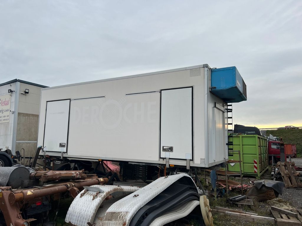 Tiefkühlkoffer mit Rolltor - Camion frigider: Foto 1 Tiefkühlkoffer mit Rolltor - Camion frigider: Foto 1