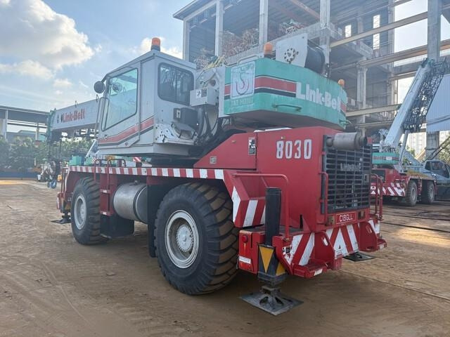 Link-Belt RTC 8030-2 - Macara pentru teren accidentat: Foto 2 Link-Belt RTC 8030-2 - Macara pentru teren accidentat: Foto 2