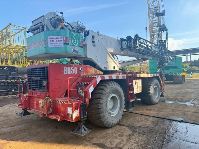 Link-Belt RTC8050-2 - Macara pentru teren accidentat: Foto 3 Link-Belt RTC8050-2 - Macara pentru teren accidentat: Foto 3