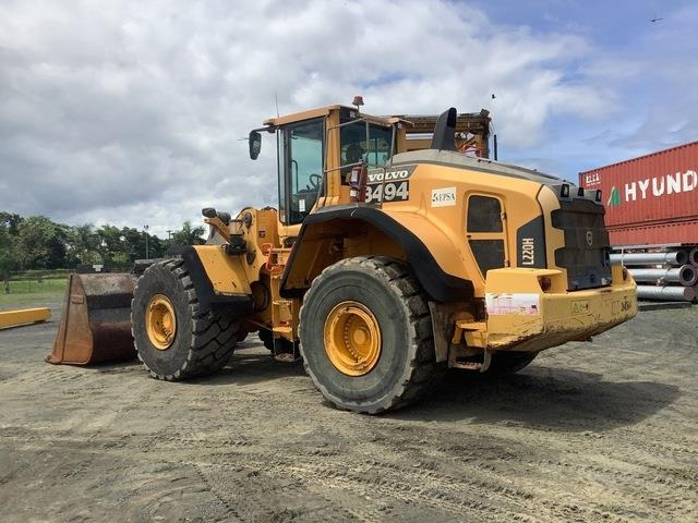 Volvo L220H - Încărcător frontal pe pneuri: Foto 2 Volvo L220H - Încărcător frontal pe pneuri: Foto 2
