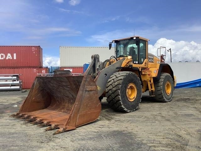 Volvo L220H - Încărcător frontal pe pneuri: Foto 1 Volvo L220H - Încărcător frontal pe pneuri: Foto 1
