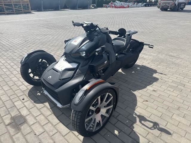 Can-am Rycker Rally Edition - Atv: Foto 1 Can-am Rycker Rally Edition - Atv: Foto 1