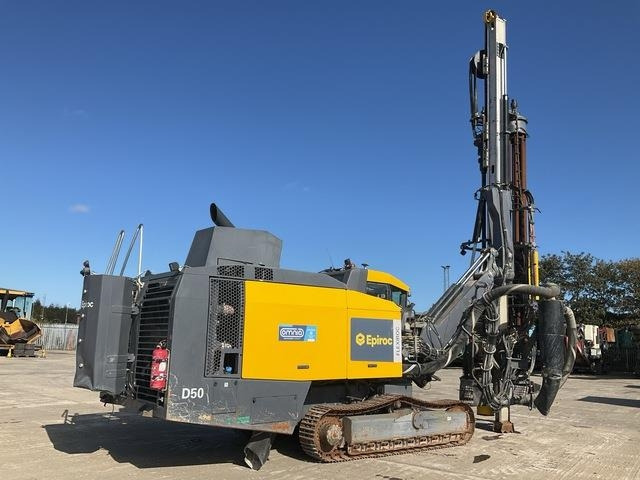 Atlas Copco Flexiroc D50-10SF - Maşină de foraj: Foto 3 Atlas Copco Flexiroc D50-10SF - Maşină de foraj: Foto 3