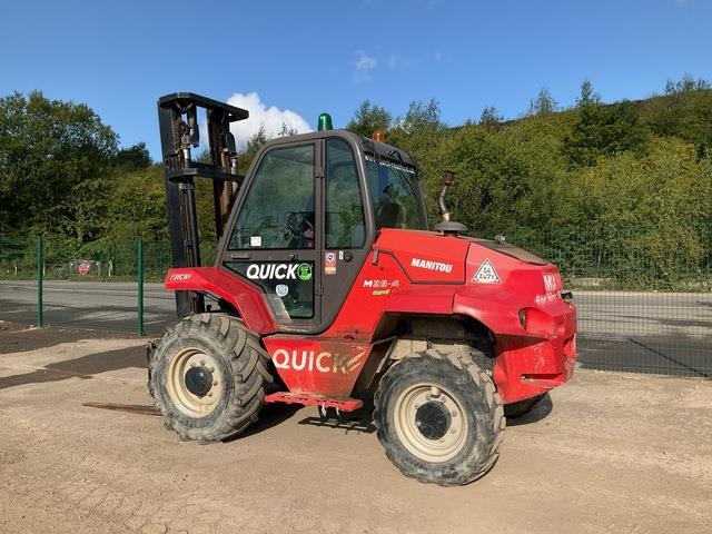 Manitou M26-4 - Stivuitor de teren dificil: Foto 2 Manitou M26-4 - Stivuitor de teren dificil: Foto 2
