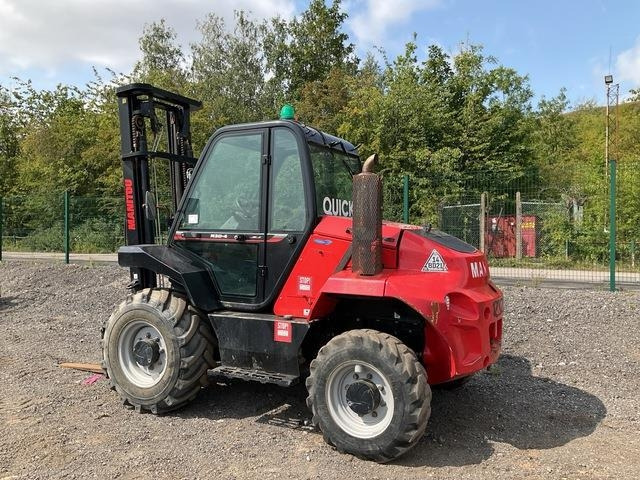Manitou M30-4 - Stivuitor de teren dificil: Foto 2 Manitou M30-4 - Stivuitor de teren dificil: Foto 2