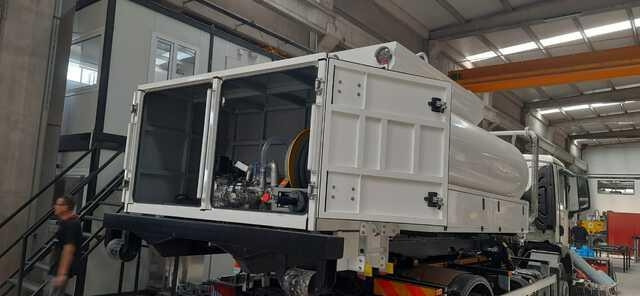 MAN TGM18.250 - Camion cisternă: Foto 3 MAN TGM18.250 - Camion cisternă: Foto 3