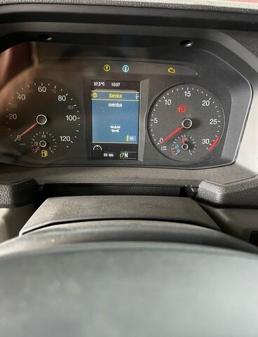 MAN TGM18.250 - Camion cisternă: Foto 5 MAN TGM18.250 - Camion cisternă: Foto 5