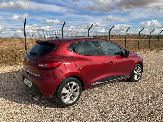 Renault Clio - Automobil: Foto 3 Renault Clio - Automobil: Foto 3