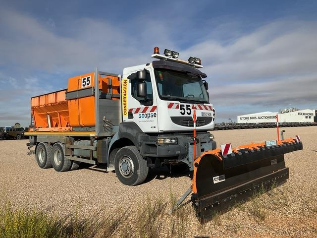 Renault Kerax 430DXI - Utilaj deszăpezire: Foto 4 Renault Kerax 430DXI - Utilaj deszăpezire: Foto 4