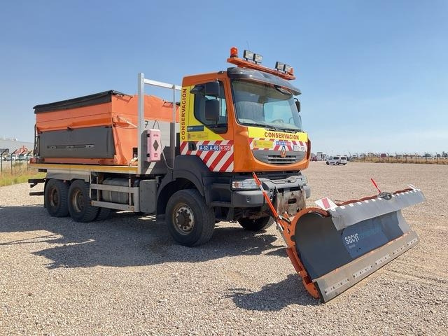 Renault Kerax 430DXI - Utilaj deszăpezire: Foto 4 Renault Kerax 430DXI - Utilaj deszăpezire: Foto 4