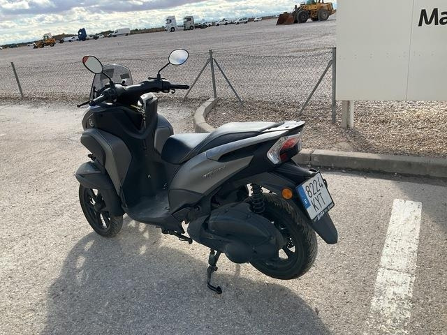 Yamaha Tricity - Motocicletă: Foto 2 Yamaha Tricity - Motocicletă: Foto 2