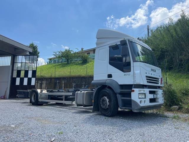 Camion furgon Iveco Stralis 270: Foto 20