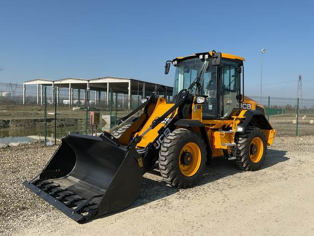 JCB 411 S5 HT - Încărcător frontal pe pneuri: Foto 1 JCB 411 S5 HT - Încărcător frontal pe pneuri: Foto 1