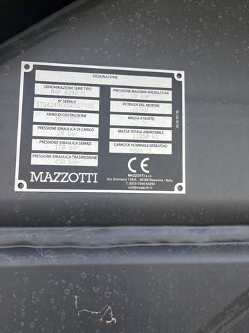 Mazzotti MAF 4240 M - Mașină de erbicidat autopropulsata: Foto 5 Mazzotti MAF 4240 M - Mașină de erbicidat autopropulsata: Foto 5