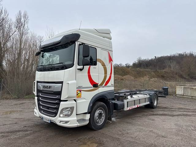 DAF XF450 - Camion transport containere/ Swap body: Foto 1 DAF XF450 - Camion transport containere/ Swap body: Foto 1
