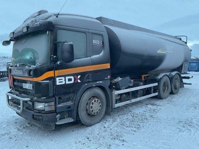 Scania P114LB-380 - Camion cisternă: Foto 1 Scania P114LB-380 - Camion cisternă: Foto 1
