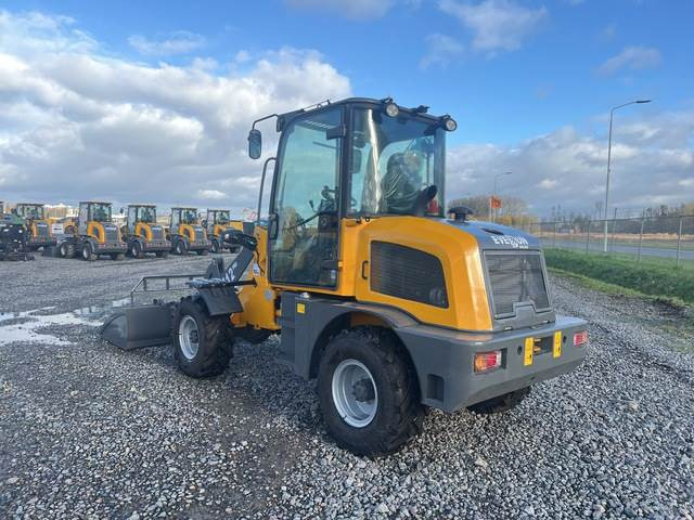 Everun ER412 Pro - Încărcător frontal pe pneuri: Foto 2 Everun ER412 Pro - Încărcător frontal pe pneuri: Foto 2