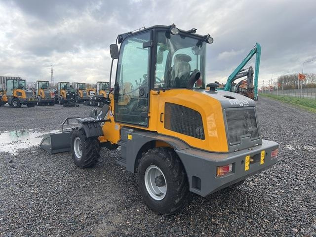 Everun ER412 Pro - Încărcător frontal pe pneuri: Foto 2 Everun ER412 Pro - Încărcător frontal pe pneuri: Foto 2