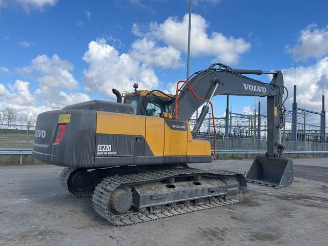 Volvo EC220DB - Excavator pe şenile: Foto 3 Volvo EC220DB - Excavator pe şenile: Foto 3