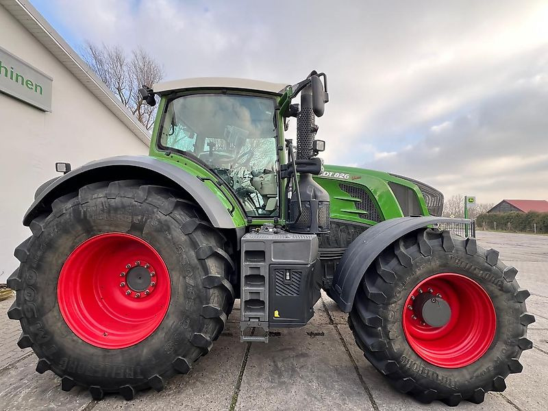 Fendt 826 Vario ProfiPlus - Tractor agricol: Foto 5 Fendt 826 Vario ProfiPlus - Tractor agricol: Foto 5