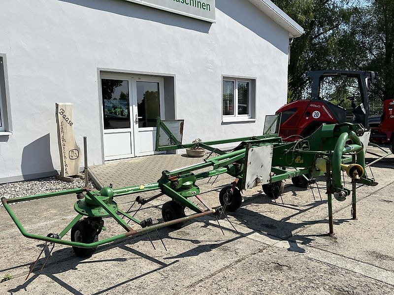 Kuhn GF 630 1MH - John Deere - Maşină de întors fânul: Foto 2 Kuhn GF 630 1MH - John Deere - Maşină de întors fânul: Foto 2
