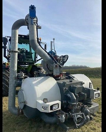 SGT Fronttank + Guelleaufbau Xerion 3800 VC - Cisternă vidanjă: Foto 4 SGT Fronttank + Guelleaufbau Xerion 3800 VC - Cisternă vidanjă: Foto 4