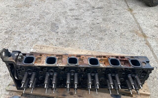 Mercedes-Benz OM 470 - Chiulasă pentru Camion: Foto 1 Mercedes-Benz OM 470 - Chiulasă pentru Camion: Foto 1