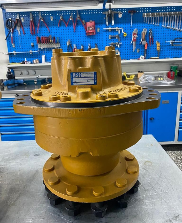 POCLAIN for BOMAG construction roller - Motor hidraulic pentru Cilindru compactor: Foto 3 POCLAIN for BOMAG construction roller - Motor hidraulic pentru Cilindru compactor: Foto 3