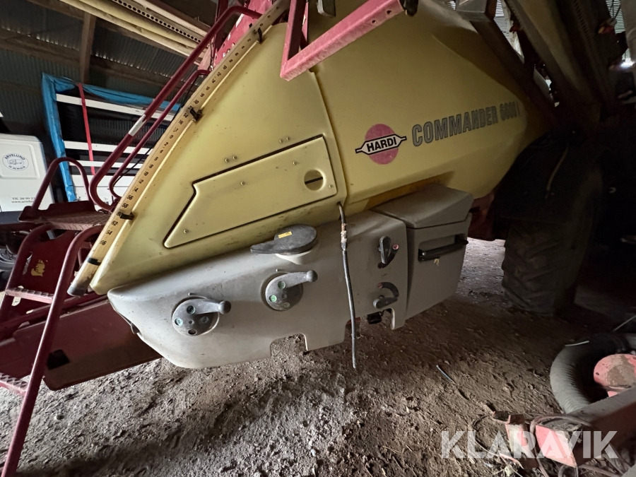 Marksprøjte Hardi Commander 6600i 36 meter - Maşină de erbicidat: Foto 4 Marksprøjte Hardi Commander 6600i 36 meter - Maşină de erbicidat: Foto 4