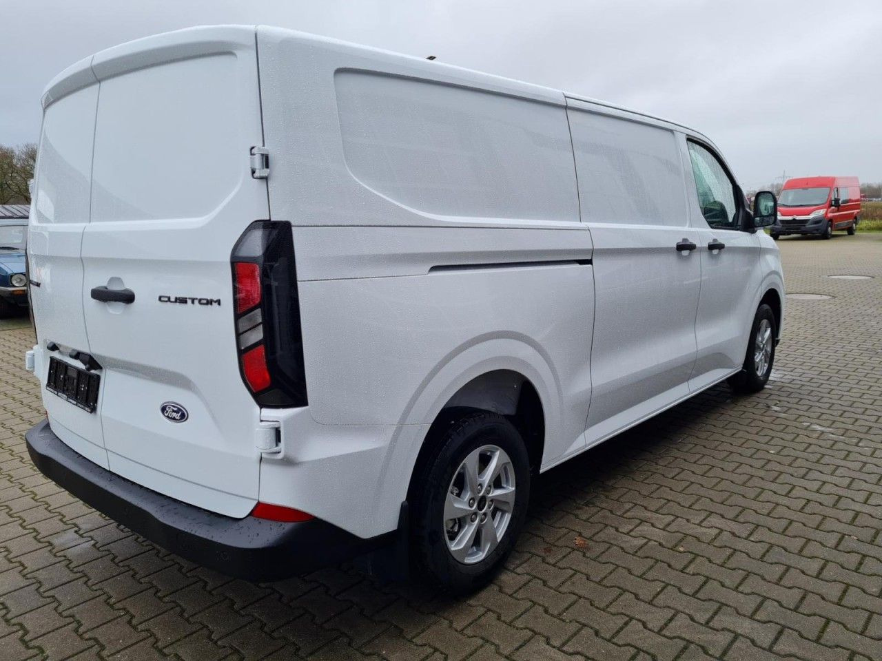 Ford Custom Kasten 320 L2 Trend ALU KLIMA LED TEMPOMA - Autoutilitară compactă: Foto 4 Ford Custom Kasten 320 L2 Trend ALU KLIMA LED TEMPOMA - Autoutilitară compactă: Foto 4
