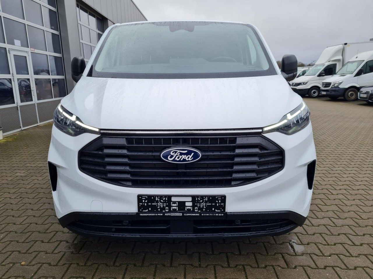 Ford Custom Kasten 320 L2 Trend ALU KLIMA LED TEMPOMA - Autoutilitară compactă: Foto 2 Ford Custom Kasten 320 L2 Trend ALU KLIMA LED TEMPOMA - Autoutilitară compactă: Foto 2