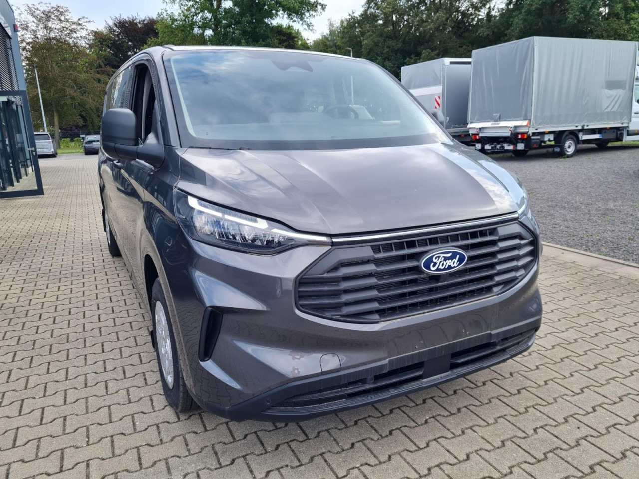 Ford Custom Kasten 320 L2 Trend Doka 5-Sitze KAMERA TEMPO - Autoutilitară compactă, Autoutilitară cabină dublă: Foto 2 Ford Custom Kasten 320 L2 Trend Doka 5-Sitze KAMERA TEMPO - Autoutilitară compactă, Autoutilitară cabină dublă: Foto 2