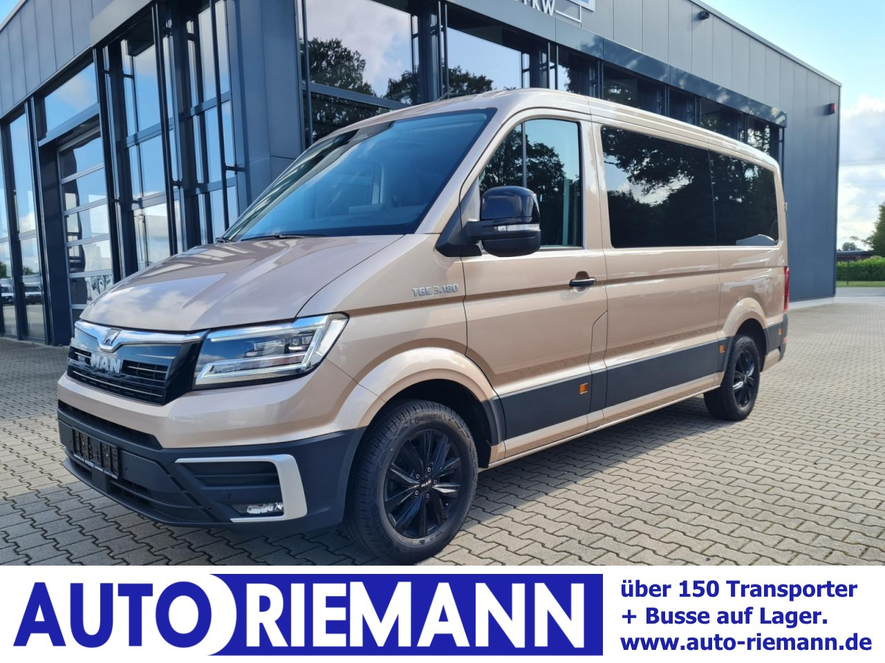 Man TGE 3.180 TDi Kombi 9 Sitze ALU KAMERA LED LEDER Sonderumbau - Microbuz, Transport persoane: Foto 1 Man TGE 3.180 TDi Kombi 9 Sitze ALU KAMERA LED LEDER Sonderumbau - Microbuz, Transport persoane: Foto 1