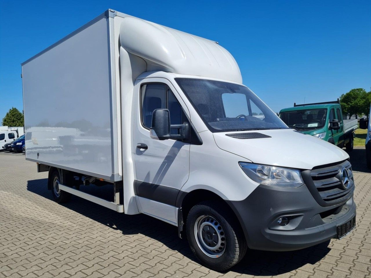 Mercedes-Benz Sprinter 315 Möbel Koffer RWD KLIMA KOMFORT TEMP - Autoutilitară box: Foto 3 Mercedes-Benz Sprinter 315 Möbel Koffer RWD KLIMA KOMFORT TEMP - Autoutilitară box: Foto 3