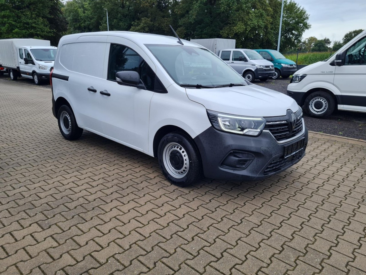 Renault Kangoo Van Kasten L1H1 TCe 1.3i KLIMA PDC TEMPOMAT - Autoutilitară compactă: Foto 3 Renault Kangoo Van Kasten L1H1 TCe 1.3i KLIMA PDC TEMPOMAT - Autoutilitară compactă: Foto 3