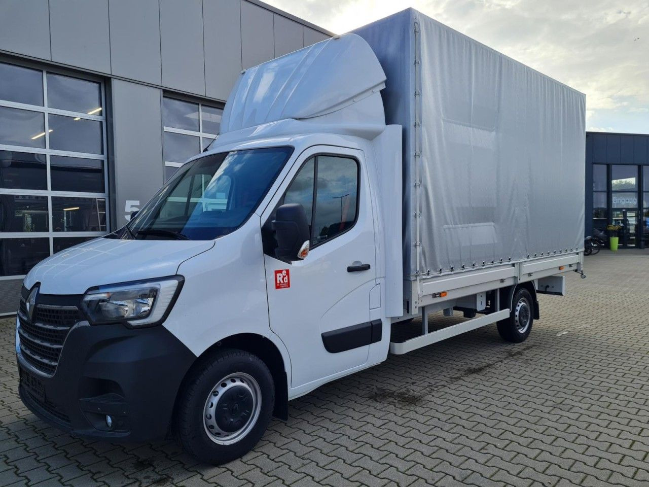 Renault Master 3,5t Pritsche Schiebe Plane ERGO KLIMA TE - Autoutilitară cu prelată: Foto 3 Renault Master 3,5t Pritsche Schiebe Plane ERGO KLIMA TE - Autoutilitară cu prelată: Foto 3