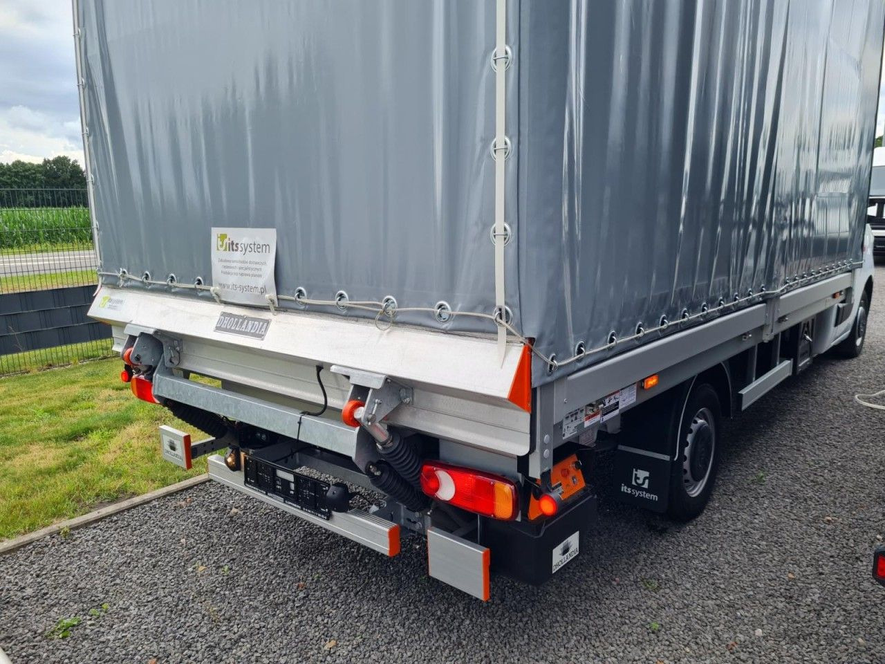 Renault Master 3,5t Pritsche Schiebe Plane dCi LBW Luftf - Autoutilitară cu prelată: Foto 4 Renault Master 3,5t Pritsche Schiebe Plane dCi LBW Luftf - Autoutilitară cu prelată: Foto 4