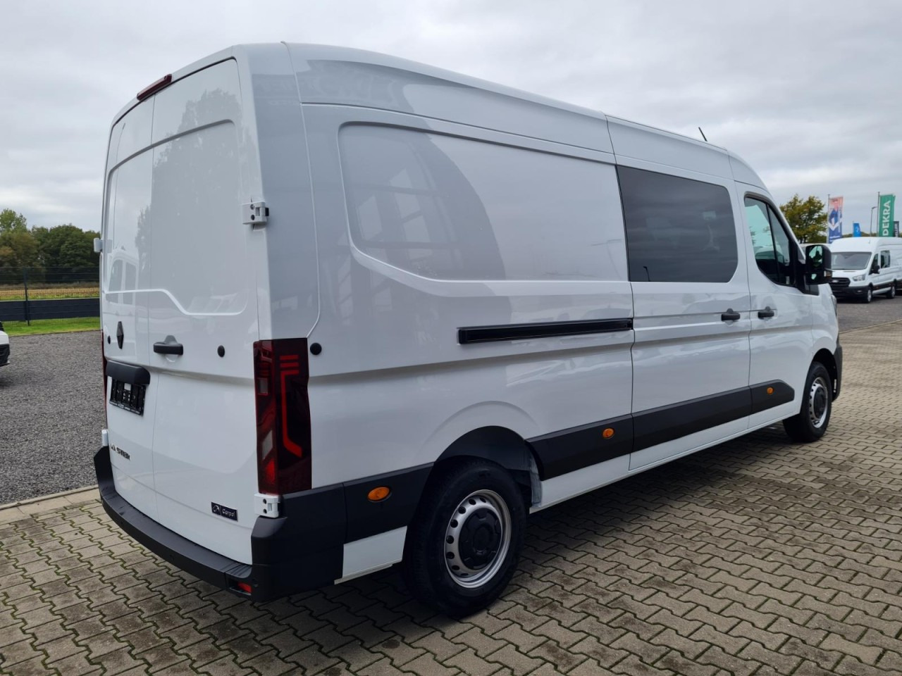 Renault Master 35 Kasten dCi Doka L3H2 KLIMA TEMPOMAT - Autoutilitară cabină dublă: Foto 4 Renault Master 35 Kasten dCi Doka L3H2 KLIMA TEMPOMAT - Autoutilitară cabină dublă: Foto 4