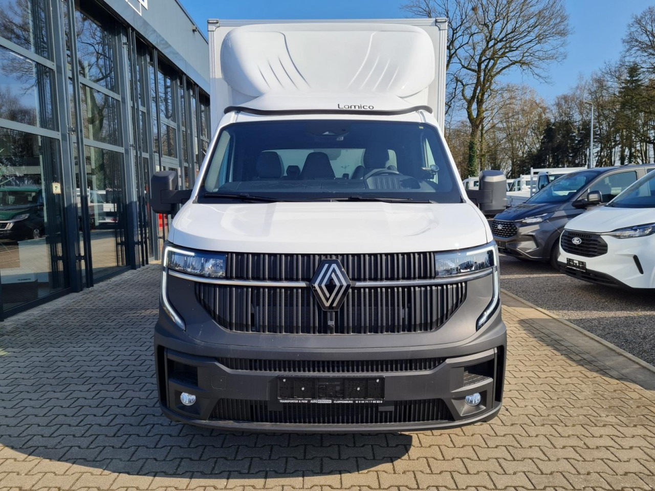 Renault Master 35 New Möbel Koffer LBW KAMERA LUFTFEDERUNG - Autoutilitară box: Foto 2 Renault Master 35 New Möbel Koffer LBW KAMERA LUFTFEDERUNG - Autoutilitară box: Foto 2