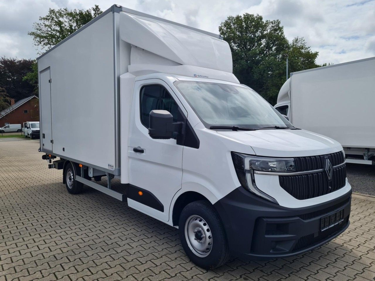 Renault Master 35 New Möbel Koffer LBW KLIMA TEMPOMAT - Autoutilitară box: Foto 3 Renault Master 35 New Möbel Koffer LBW KLIMA TEMPOMAT - Autoutilitară box: Foto 3