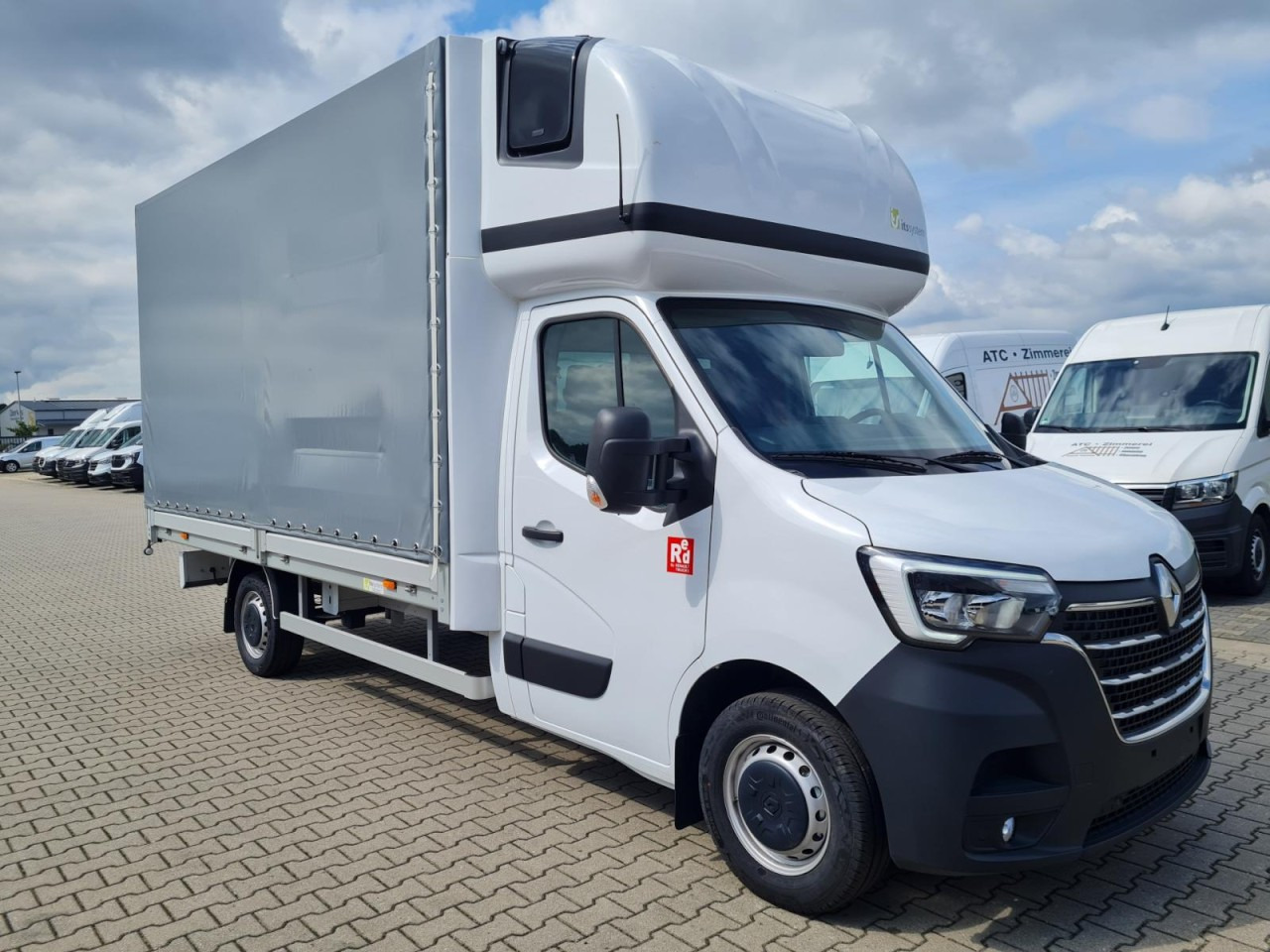 Renault Master 35 Pritsche Schiebe Plane Schlafkab. STHZ - Autoutilitară cu prelată: Foto 3 Renault Master 35 Pritsche Schiebe Plane Schlafkab. STHZ - Autoutilitară cu prelată: Foto 3