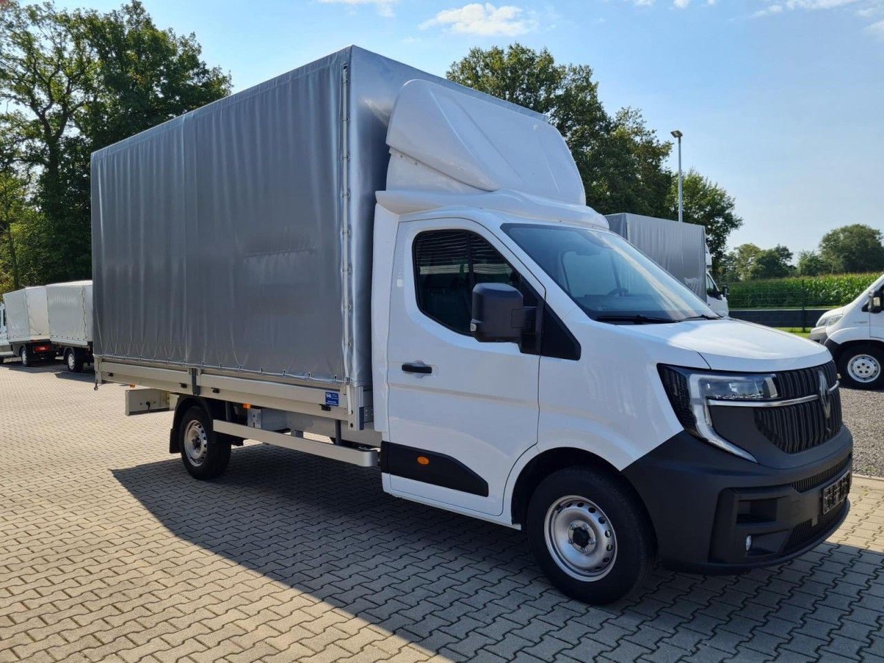 Renault Master 35 Pritsche Schiebe Plane dCi 170 - Autoutilitară cu prelată: Foto 5 Renault Master 35 Pritsche Schiebe Plane dCi 170 - Autoutilitară cu prelată: Foto 5