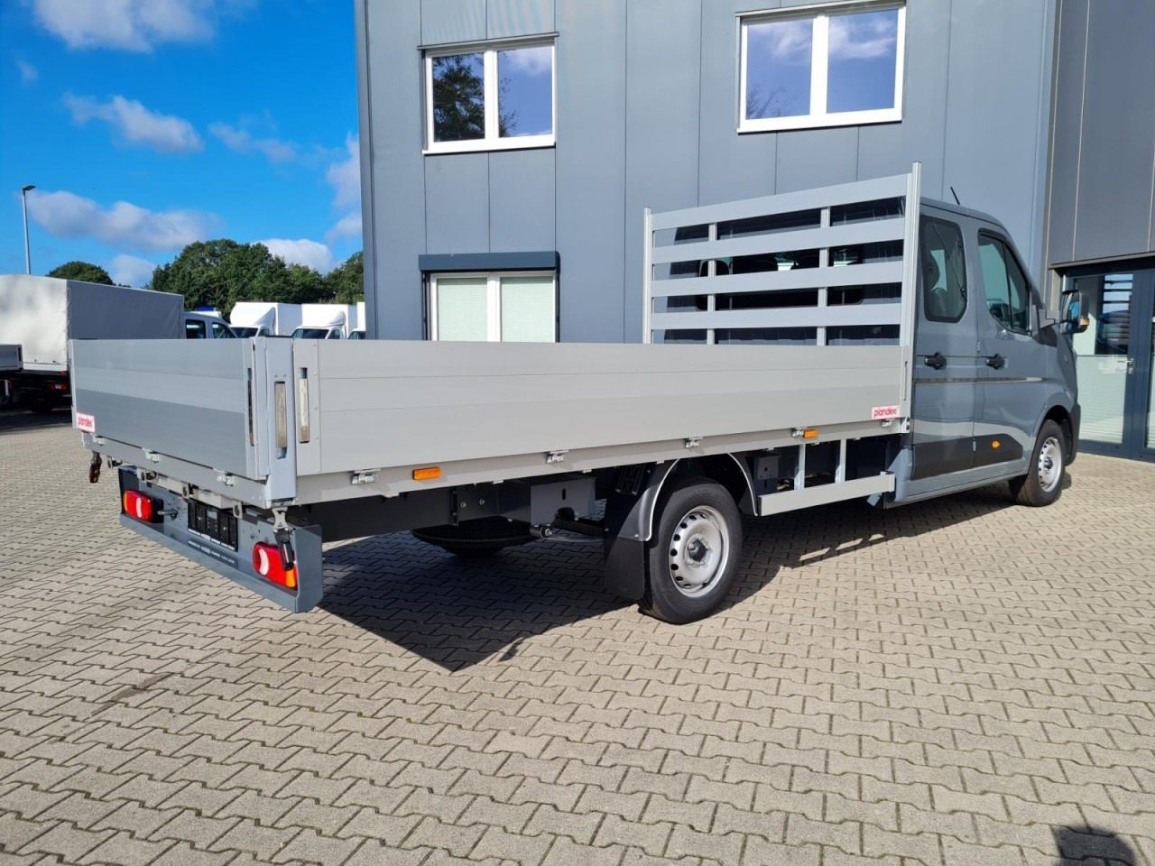 Renault Master New 3,5t Doka dCi 170 L3H1 Lang - Autoutilitară cu platformă, Autoutilitară cabină dublă: Foto 4 Renault Master New 3,5t Doka dCi 170 L3H1 Lang - Autoutilitară cu platformă, Autoutilitară cabină dublă: Foto 4