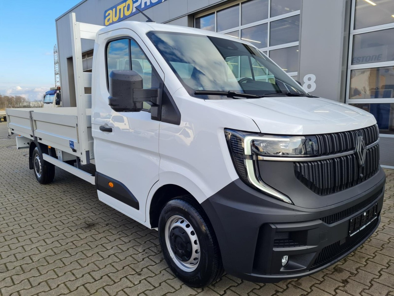 Renault Master New 35 Pritsche lang KLIMA KOMFORT TEMPOMAT - Autoutilitară cu platformă: Foto 3 Renault Master New 35 Pritsche lang KLIMA KOMFORT TEMPOMAT - Autoutilitară cu platformă: Foto 3