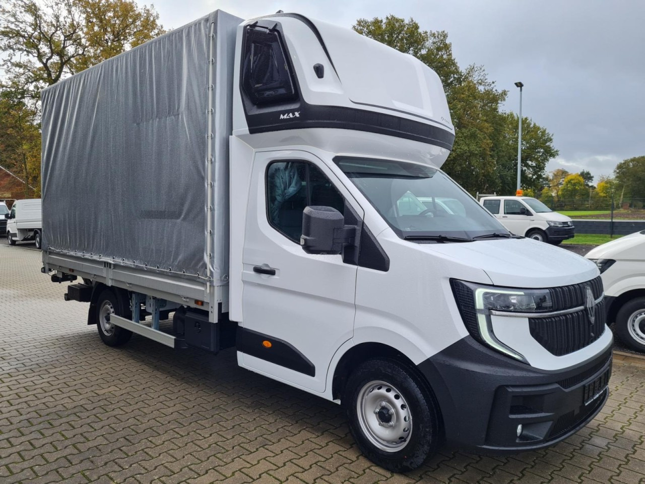 Renault Master Pritsche Schiebe Plane Schlafkab LBW Luftfederung - Autoutilitară cu prelată: Foto 3 Renault Master Pritsche Schiebe Plane Schlafkab LBW Luftfederung - Autoutilitară cu prelată: Foto 3