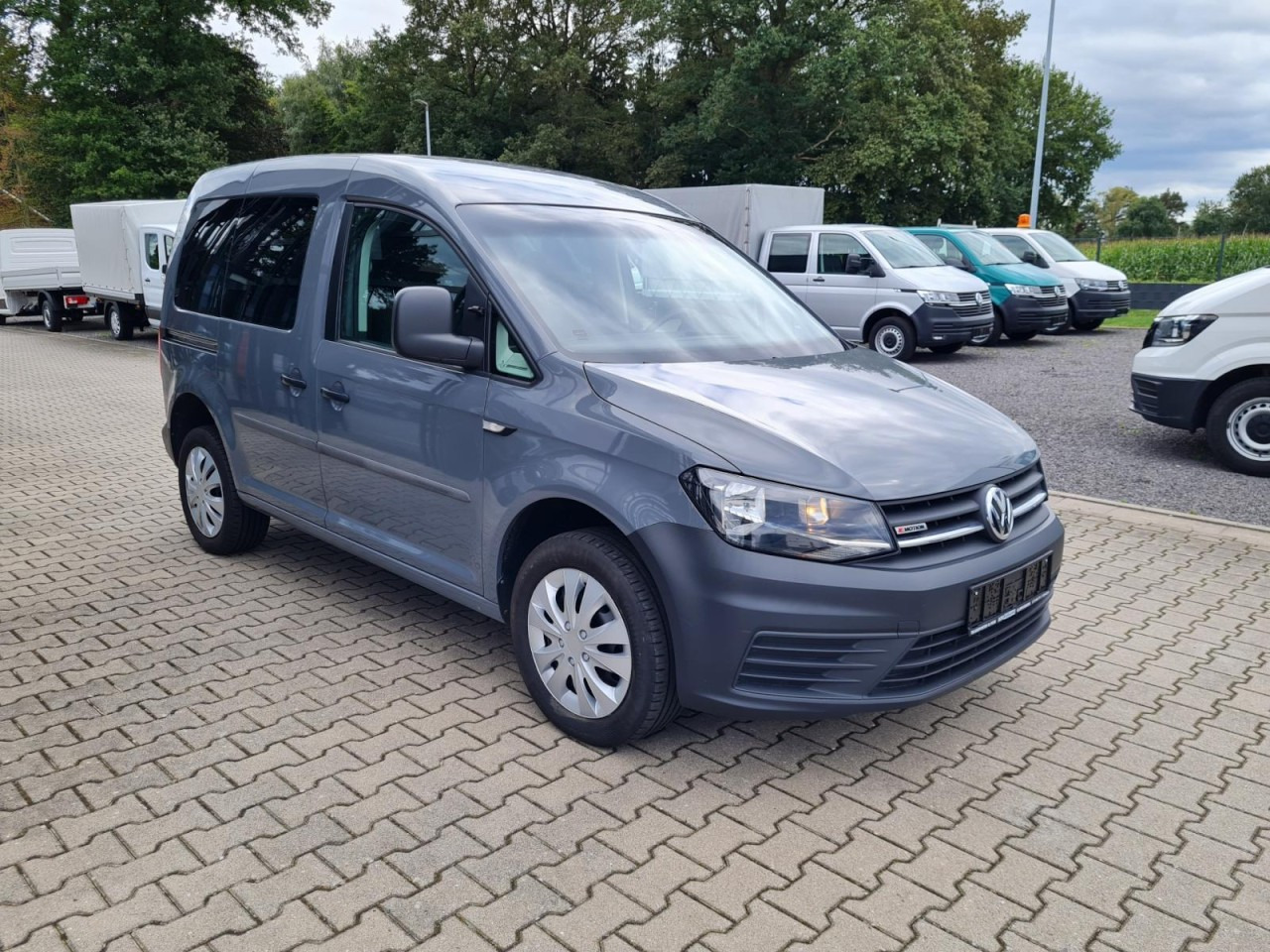 Volkswagen Caddy Kombi 4Motion TDi 5-Sitze KLIMA STHZ TEMPOMAT - Autoutilitară cabină dublă: Foto 3 Volkswagen Caddy Kombi 4Motion TDi 5-Sitze KLIMA STHZ TEMPOMAT - Autoutilitară cabină dublă: Foto 3