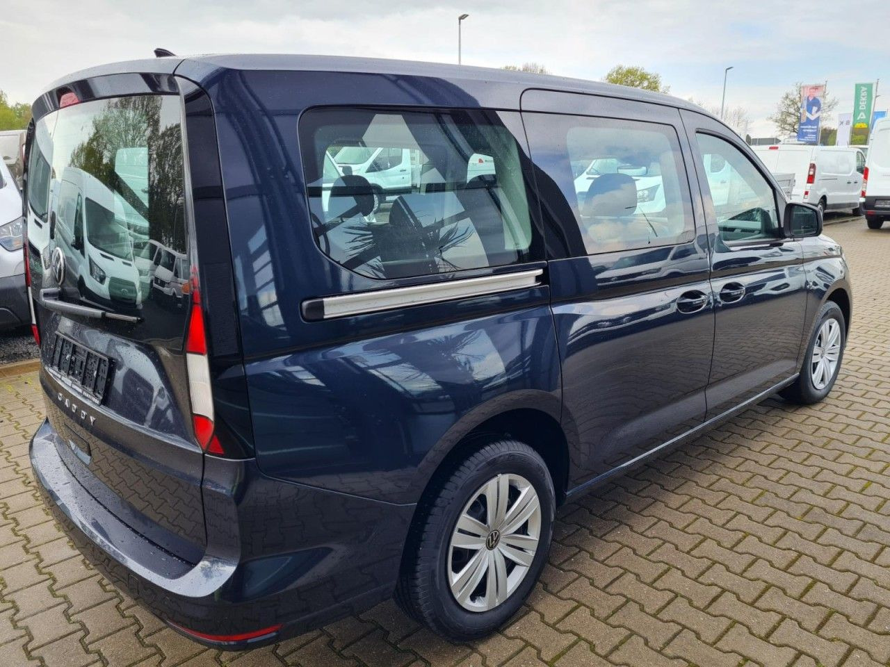Volkswagen Caddy Maxi Kombi 7-Sitze 1.5 TSI DSG NAVI/APP TE - Automobil: Foto 3 Volkswagen Caddy Maxi Kombi 7-Sitze 1.5 TSI DSG NAVI/APP TE - Automobil: Foto 3