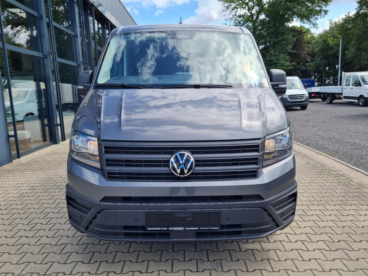 Volkswagen Crafter 35 DOKA 7-Sitze Maxi L4 KLIMA TEMPOMAT - Autoutilitară cu platformă, Autoutilitară cabină dublă: Foto 2 Volkswagen Crafter 35 DOKA 7-Sitze Maxi L4 KLIMA TEMPOMAT - Autoutilitară cu platformă, Autoutilitară cabină dublă: Foto 2